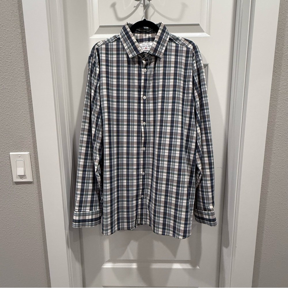 Mizzen+Main Leeward Blue, Green, Red and White Plaid Casual Shirt